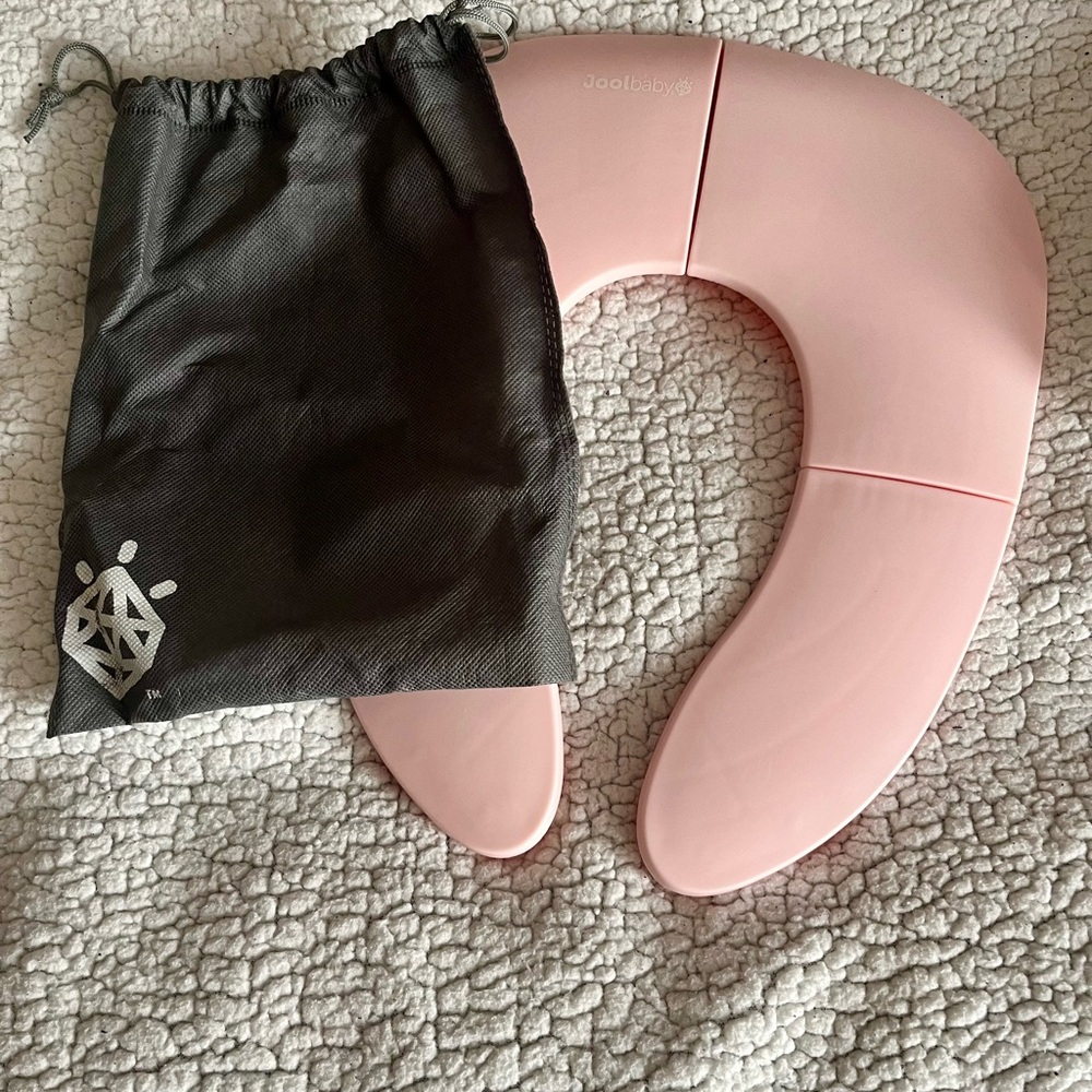 NWOT Joolbaby folding travel potty seat